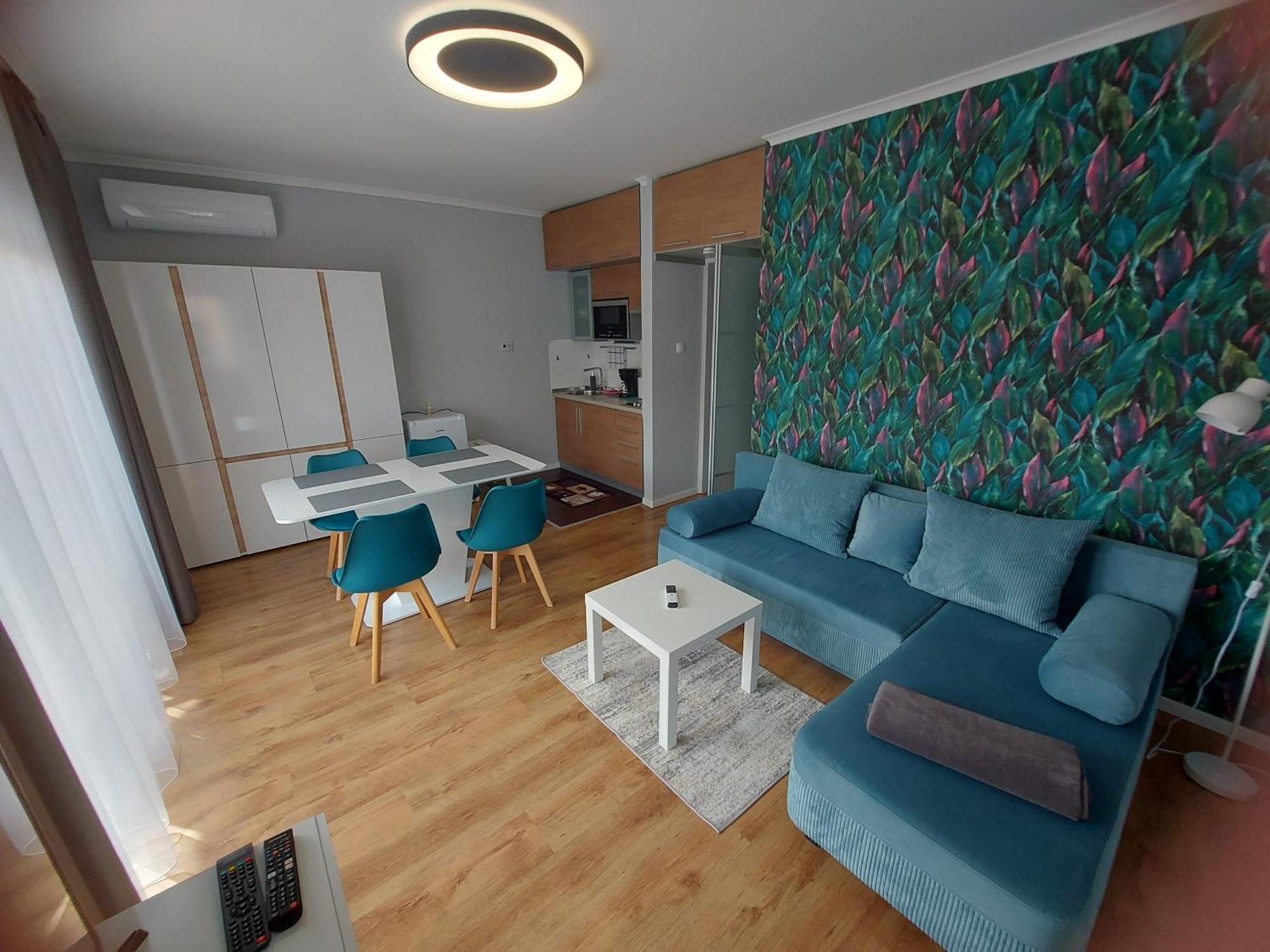 Cafe Relax Apartments Heviz Exterior photo