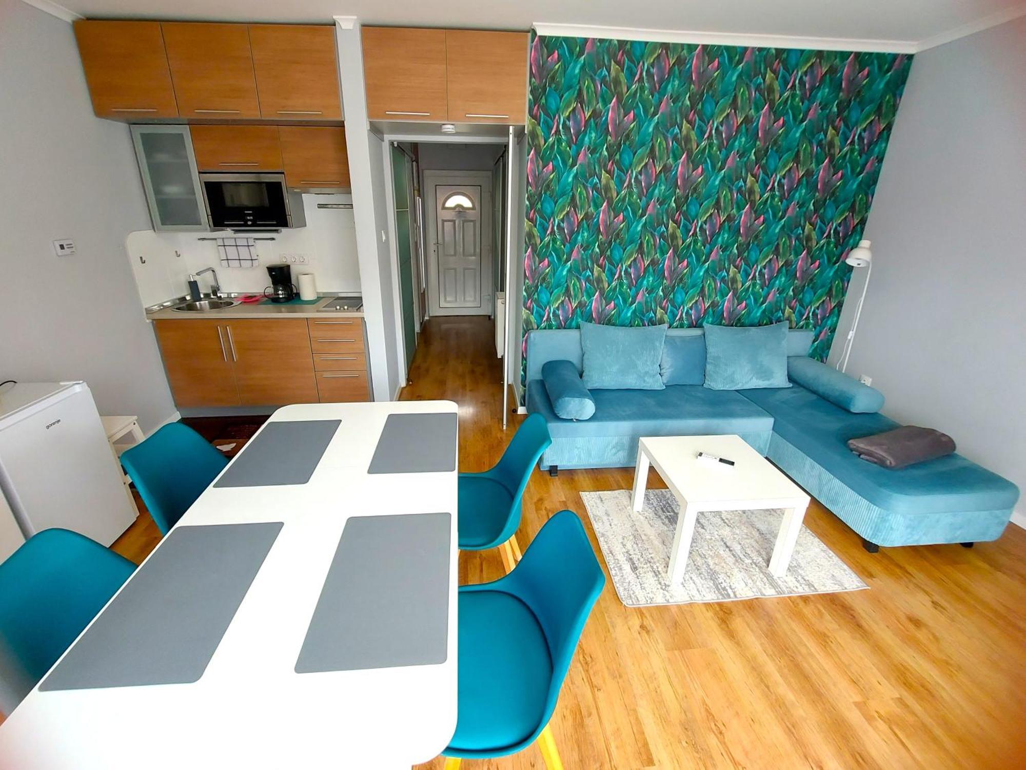 Cafe Relax Apartments Heviz Exterior photo